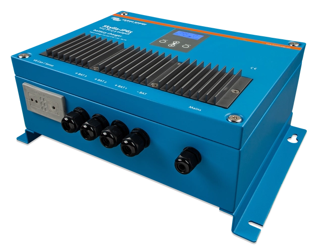 Ładowarka Skylla IP65 12V/70A (3)